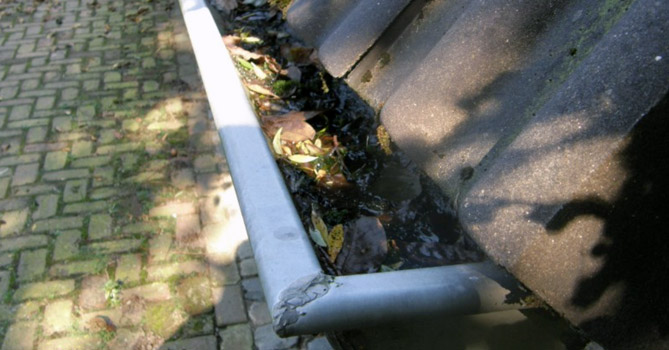 daken-regenpijpen-dakdekker in Amsterdam